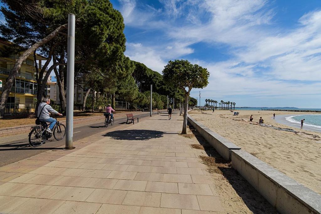 Vitaly Beach Cambrils Exterior foto